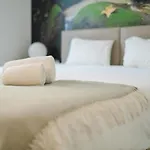 Moon Hill Hostel *