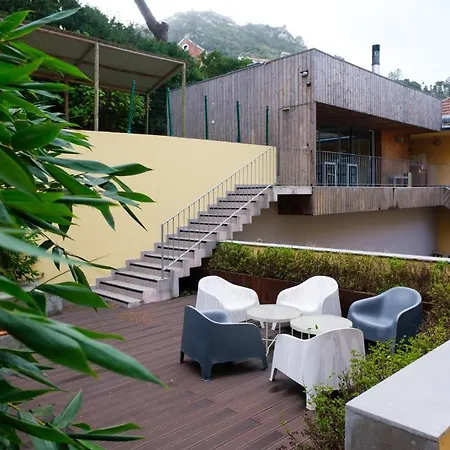 Hostel Moon Hill Sintra *