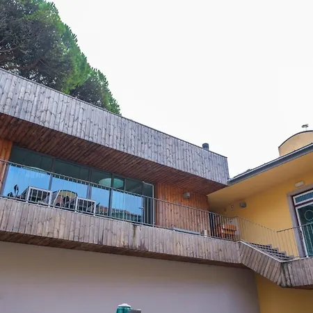 Moon Hill Hostel Sintra