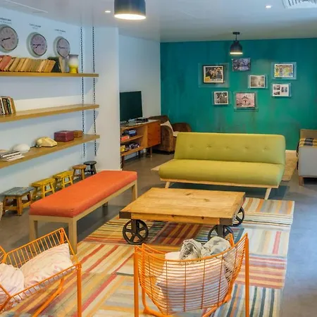 Hostel Moon Hill Sintra